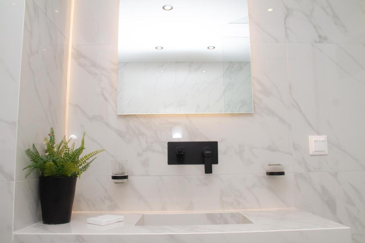 Acropolis Luxurious Legacy Apartment Athens Ngoại thất bức ảnh